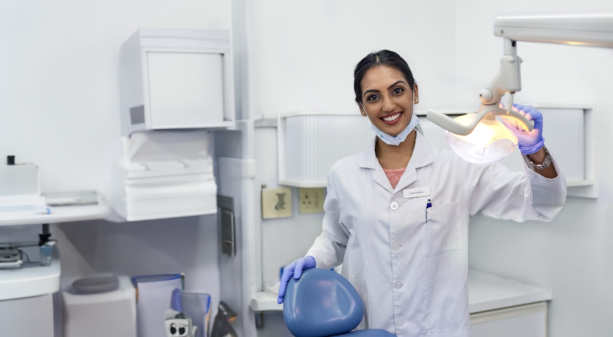 Dont forget to schedule regular checkups with your dentist Dont forget to schedule regular checkups with your dentist