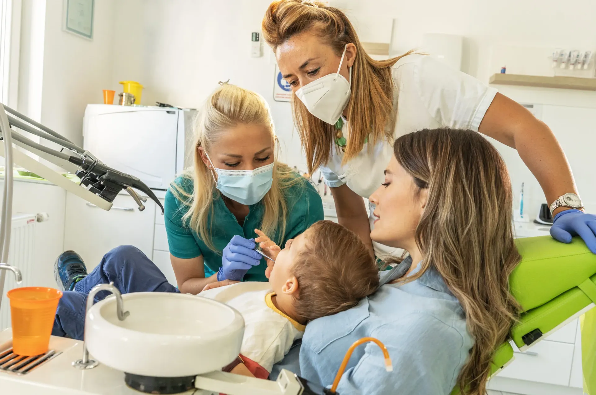 dental-office-2023-11-27-05-02-00-utc-scaled (1)